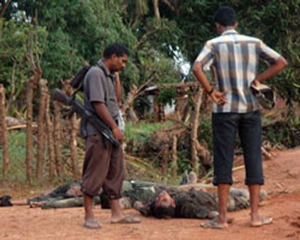 புலிகள் தாக்குதலில் ராணுவத்தினர் பலி 120 ஆனது-பின்வாங்கி ஓடுகிறது