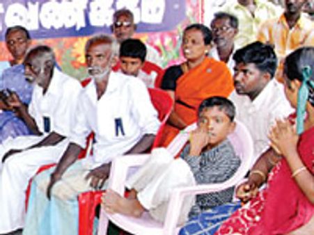 அண்ணன் செய்தது தியாகம் - அதை நினைத்து ஆறுதல் அடைகிறேன்: முத்துக்குமாரின் தங்கை