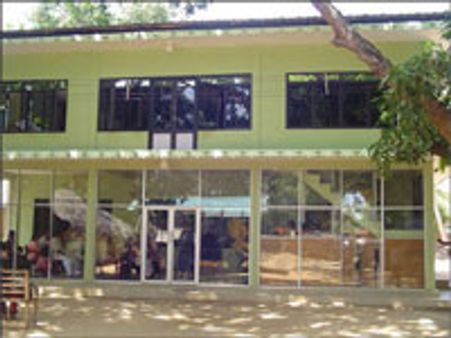 விமானத் தாக்குதலில் மருத்துவமனை அழிப்பு - 61 நோயாளிகள் பலி