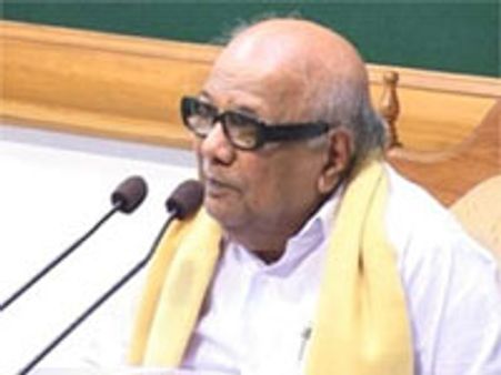 தமிழர் வாழ்வில் பள்ளம் ஏற்படாமலிருக்க உள்ளம் தாங்கித்தானே ஆக வேண்டும்- கருணாநிதி