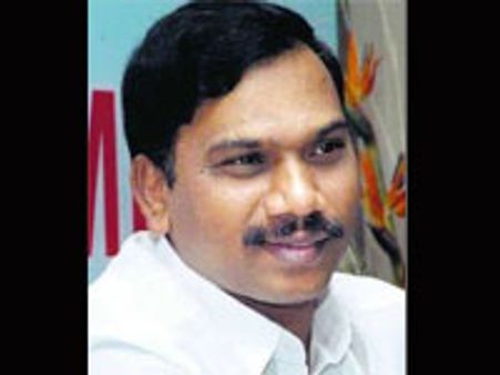 ராமதாஸின் பேச்சு தமிழ் மக்களை ஏமாற்றும் மோசடி: ராசா