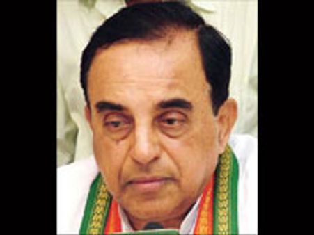 நீதிபதி முன் சுப்பிரமணியம் சுவாமிக்கு அடி-உதை