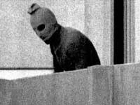 மியூனிச் படுகொலை சம்பவத்தை நினைவூட்டும் லாகூர் தீவிரவாத தாக்குதல்