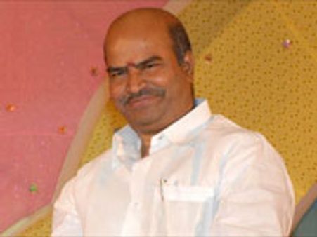 இந்தியனாக இருக்க வைகோ தகுதியற்றவர்-தங்கபாலு