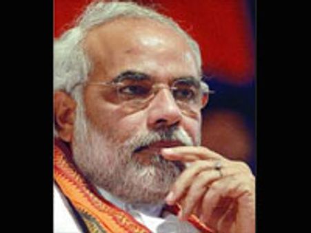 எதிர்ப்பாளர்களுக்கு சீட் இல்லாமல் செய்த மோடி