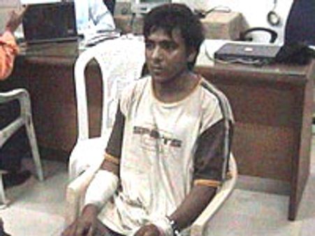 நான் பாகிஸ்தானிதான் - நீதிபதியிடம் கஸாப் ஒப்புதல்