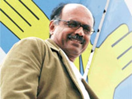 ஏர் டெக்கான் நிறுவனர் கேப்டன் கோபிநாத் தேர்தலில் போட்டி