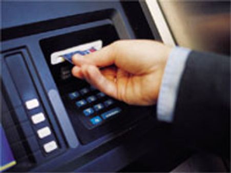 ஏப். 1 முதல் அனைத்து ஏடிஎம்மிலும் கட்டணமின்றி பணம் எடுக்கலாம்!