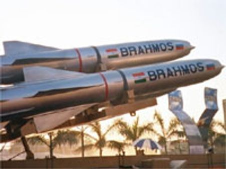 பிரமோஸ் ஏவுகணை சோதனை வெற்றி