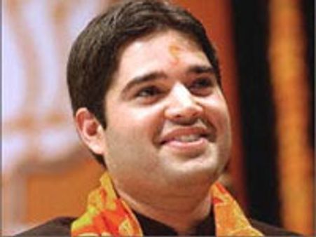 வருண் காந்தி மீது மீது கொலை முயற்சி, கலவரத்தைத் தூண்டியதாக வழக்கு