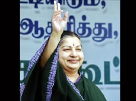 16ல் பொதுக் கூட்டம்-பிரச்சாரம் தொடங்கும் ஜெ