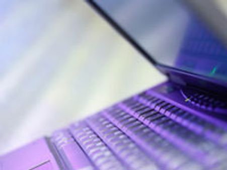 எழுத ஆர்வமா?-தட்ஸ்தமிழ் பத்திரிக்கையாளர் திட்டம்!