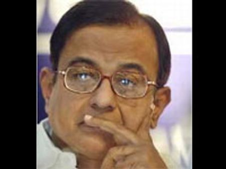 தேர்தல் விதி மீறல் புகார் - ப.சிதம்பரத்திற்கு நோட்டீஸ்