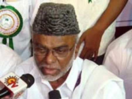 வேலூர் 'கோட்டை'யை பிடிப்பாரா காதர் மொய்தீன்?