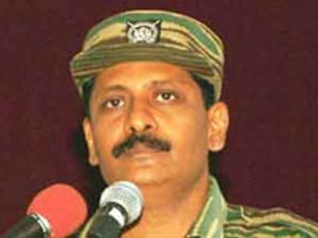 பிரபாகரன் உடல்நிலை மோசம்:பொட்டு அம்மன் தலைமையில் புலிகள்-இலங்கை