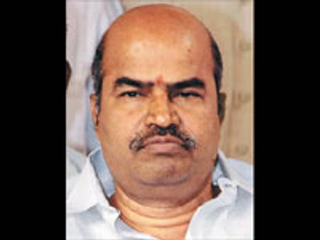 'கோஷ்டி கோட்டா'...காங். வேட்பாளர் தேர்வில் கடும் இழுபறி!