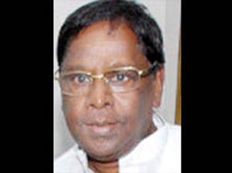 புதுவையில் பாமகவுடன் மோதும் நாராயணசாமி