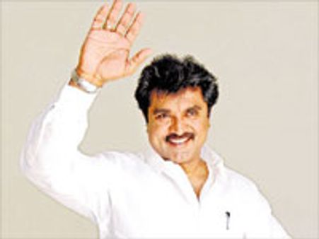 சமத்துவ மக்கள் கட்சியின் வேட்பாளர்களை அறிவித்தார் சரத்