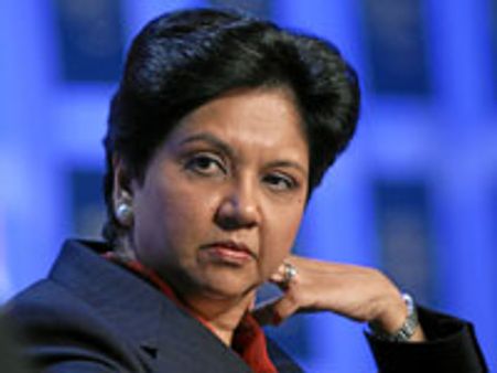 டாப் பெண் சிஇஓ: இந்திரா நூயிக்கு 4 வது இடம்