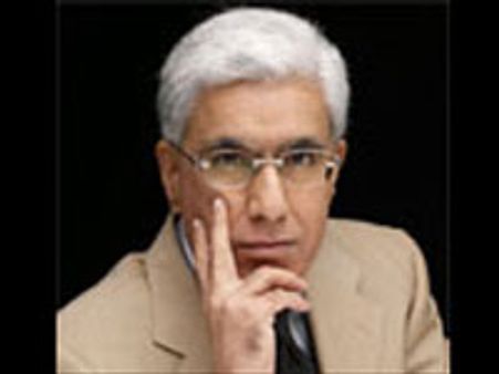 ஓட்டு வாங்க மேனன்-நாராயணனை அனுப்பிய அரசு!