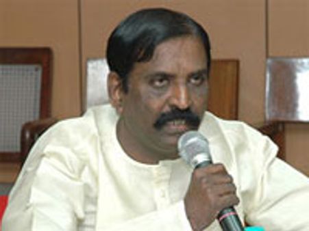 இனம் தின்னும் ராஜபக்சே!