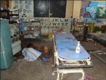 இலங்கை ராணுவத்தின் எறிகணைத் தாக்குதலில் 64 நோயாளிகள் பலி