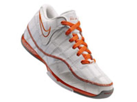 1750 ஊழியர்களை நீக்கிய நைக் ஷூ நிறுவனம்