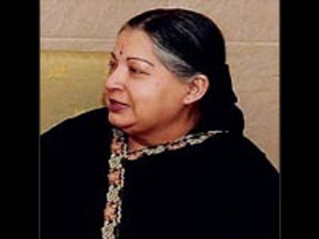 'பணம்-படை' காரணம்-ஜெ. வழக்கமான புலம்பல்