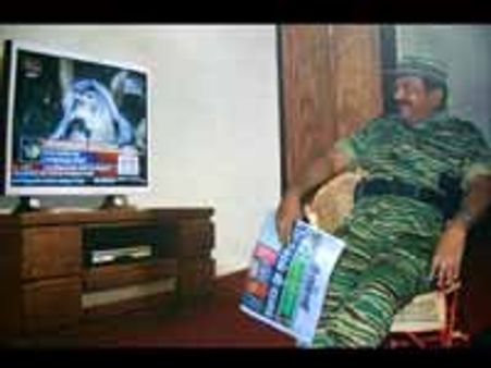 கடைசி நேரத்தில் 2000 ராணுவத்தினரைக் கொன்ற புலிகள்-படகு மூலம் தப்பினார் பிரபாகரன்-நக்கீரன்