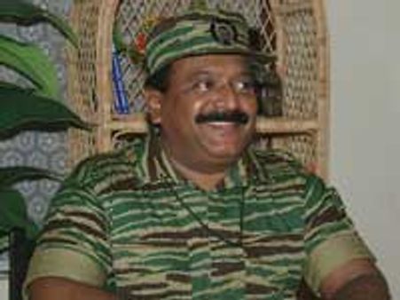 பிரபாகரன் உயிருடன், பத்திரமாக உள்ளார்-புலிகள் அதிகாரப்பூர்வ அறிவிப்பு