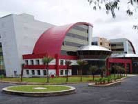 பிங்க் ஸ்லிப்-பதைப்பில் 10000 சத்யம் ஊழியர்கள்!