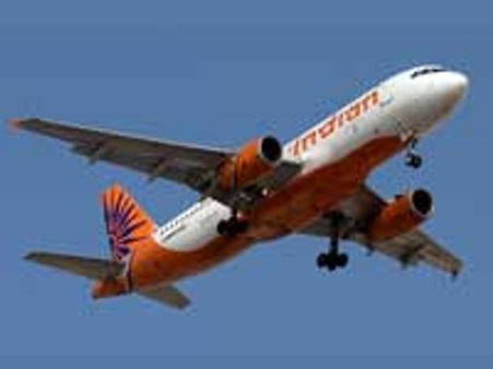 ஜூனில் உயரப் போகும் விமானக் கட்டணம்