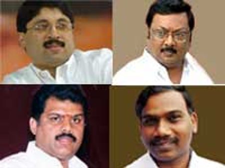 வாசனுக்கு கப்பல் போக்குவரத்து - தயாநிதி - அழகிரி -உரம்- ராஜாவுக்கு மீண்டும் தொலைத் தொடர்பு