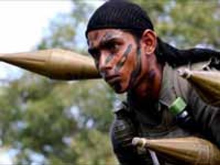 ஓடிப் போன ராணுவத்தினர்-இலங்கை பொது மன்னிப்பு