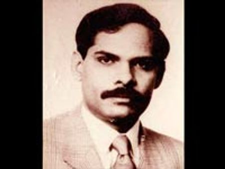 புலிகளின் உளவுப் பிரிவுக்கு ஆதரவாக அணி திரளும் புலம் பெயர் தமிழர்கள்