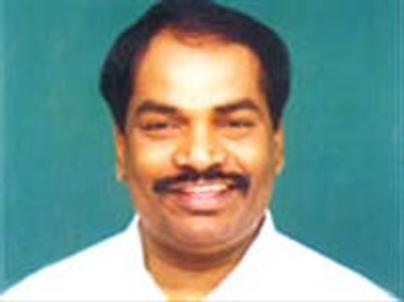 கூடுதல் கட்டணம் வசூலித்த விவகாரம் - ஜெகத்ரட்சகன் கல்லூரி மீது நடவடிக்கை வருகிறுது