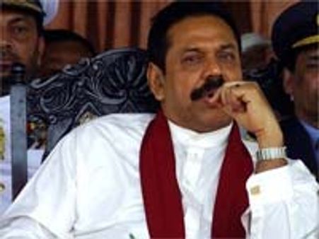 புத்த நாடுகள் அனைத்தும் சேர்ந்து இலங்கையை காப்பாற்ற வேண்டும் - ராஜபக்சே