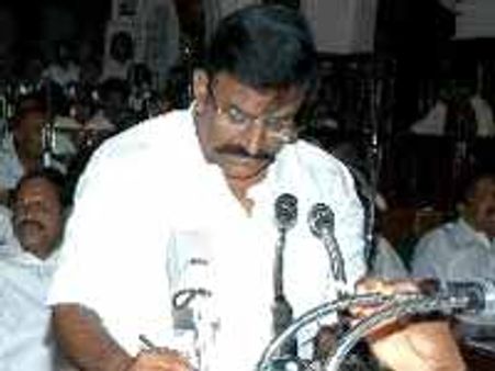 3,500 மினி பஸ்கள்-7,500 ஆட்டோக்களுக்கு பெர்மிட்