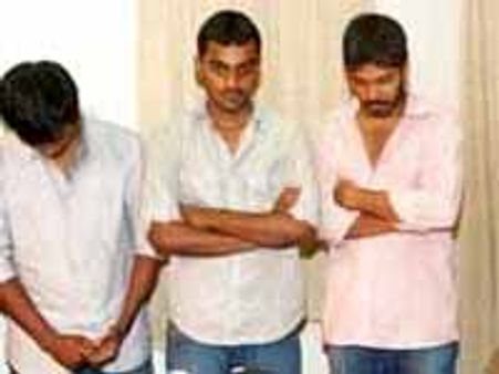 சென்னை வழிப்பறி-2 பொறியியல் மாணவர்கள் கைது