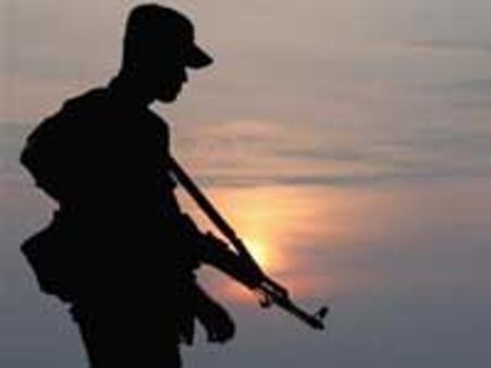 இலங்கை ராணுவத்தில் 'தமிழ் ரெஜிமென்ட்'-கருணா