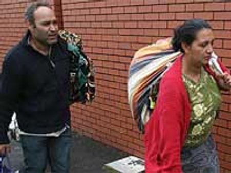 அயர்லாந்தை வி்ட்டு வெளியேற இந்தியர்களுக்கு மிரட்டல்