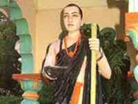 ஆக. 9ம் தேதி பெங்களூரில் வள்ளுவர், 13ல் சென்னையில் சர்வஞ்னர் சிலைகள் திறப்பு