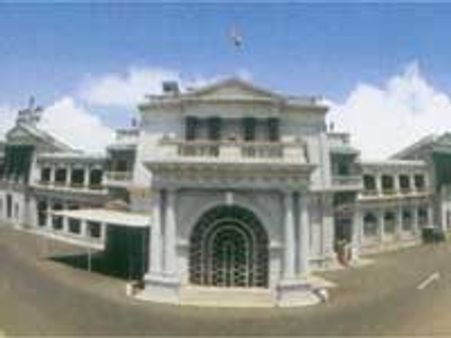 தமிழக எம்எல்ஏக்களுக்கு ஊதிய உயர்வு-தொகுதி மேம்பட்டு நிதி ரூ. 1.7 கோடி