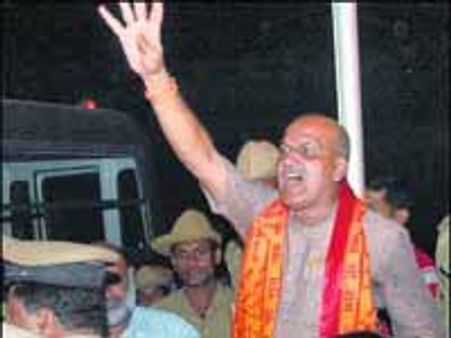 மதக் கலவரம்-ராம்சேனா தலைவர் முத்தாலிக் கைது