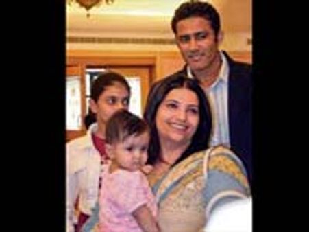 யார் வசம் கும்ப்ளே மகள்?-பேசித் தீர்க்க உத்தரவு