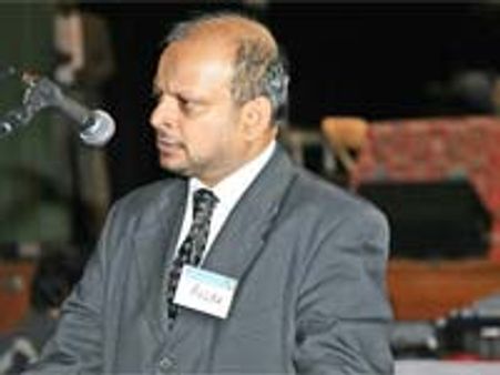 நாடு கடந்த தமிழீழ அரசை உருவாக்குவதில் ஒவ்வொரு தமிழருக்கும் பங்குண்டு - ருத்ரகுமாரன்