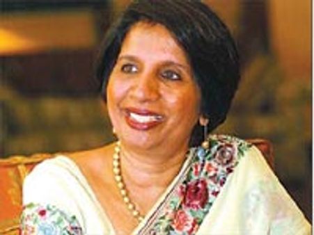 வெளியுறவு செயலாளராக நிரூபமா ராவ் பொறுப்பேற்பு