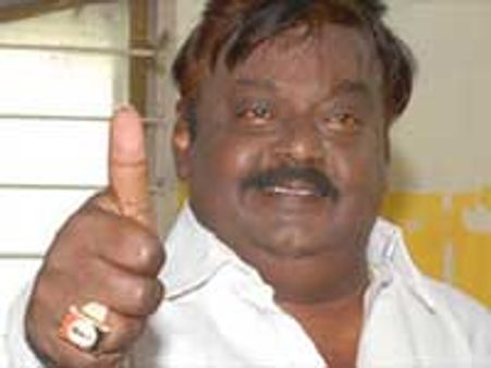 மறு பரிசீலனைக்குப் பின்னர் பர்கூர் தேமுதிக வேட்பாளரின் மனு ஏற்பு