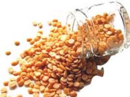 துறைமுகங்களில் லட்சக்கணக்கான டன் துவரம் பருப்பு தேங்கிக் கிடக்கும் அவலம்