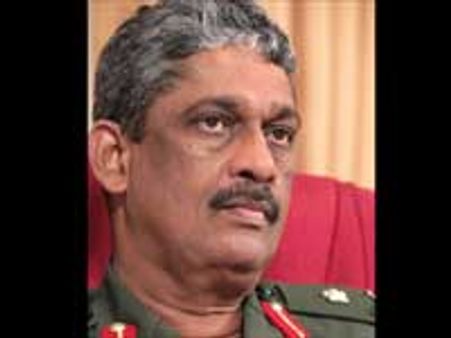 ராஜபக்சே மீது அதிருப்தி-இலங்கையிலிருந்து வெளியேறுகிறார் பொன்சேகா?